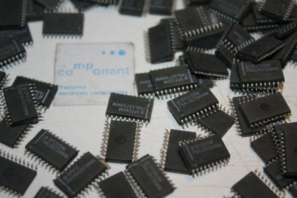 74ALS573BWM National Buffer 3 State outputs -5Pcs(SC-16)