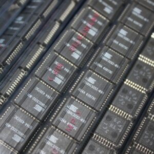 TS80C32X2-MIB ATMEL Microcontrollers - MCU C32X2 ROMLESS PLCC44 SMD - 1 Pcs(B3)