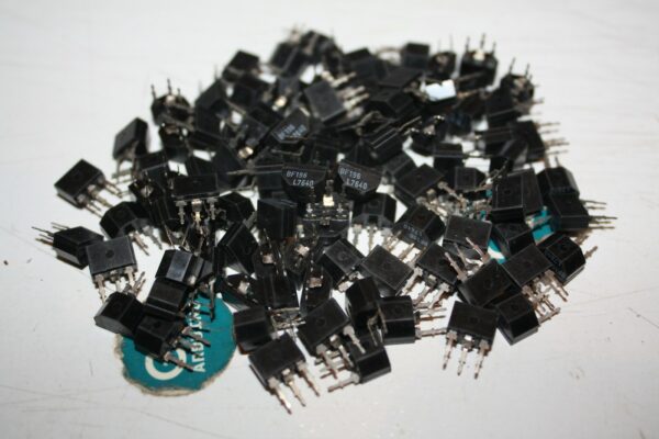 BF196 NPN Silicium Low Power LF Transistor CS = SOT25 -10Pcs-