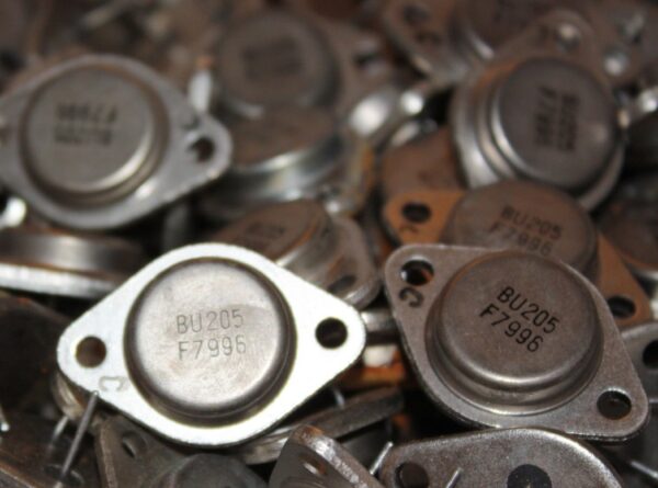BU205 TRANSISTOR TO3 NPN - 1 Pcs (SC-8)