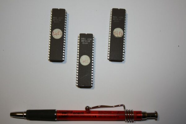 D8741AD NEC Universal Peripheral Interface 8-Bit Microcomputer -1Pcs(SC37)