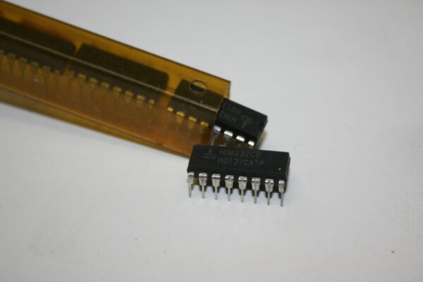 HIN232CP +5V Powered Transceiver RS-232 Transmitters/Receivers 232 IC - 1Pcs(A1)
