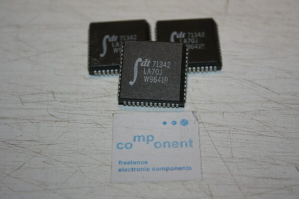 IDT71342 IDT SRAM 4Kx8 STATIC RAM High-speed -1Pcs(SC-13)