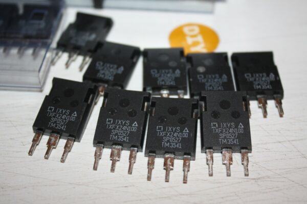 IXFX24N100 IXYS 24N100 1 N-Channel Mosfet 1.000V 24A 560W 0.39Rds TO247 - 1Pcs