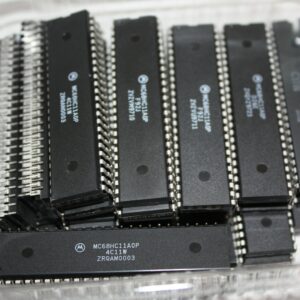 MC68HC11A0P 8-bit Microcontrollers Motorola -1pcs (SC-5)