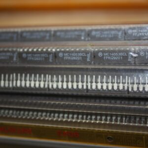 MC14053BCL FFKQ9201 Motorola  Analog Multiplexers - Demultiplexers  -1Pcs(B4)