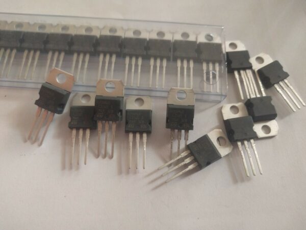 P20NM60 STP20NM60 MOSFET N-Ch 600 Volt 20 Amp -1Pcs (SC-2)