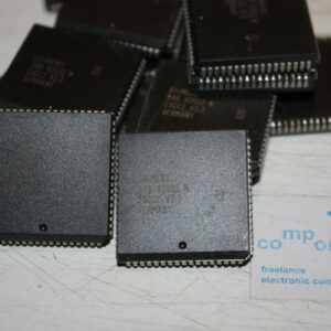 SAB82532 SIEMENS PLCC68 2.048 Mbits ESCC2 Serial Communication -1Pcs(SC-13)