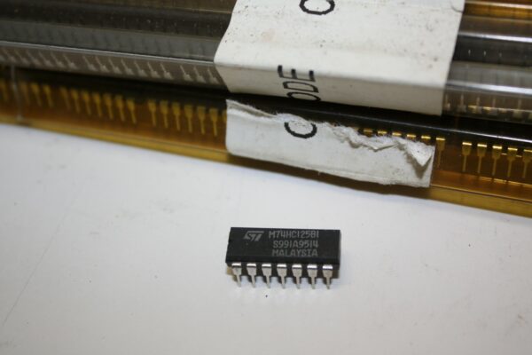 M74HC125B1 Quad Bus Buffer 3-State IC   - 5Pcs(B3)