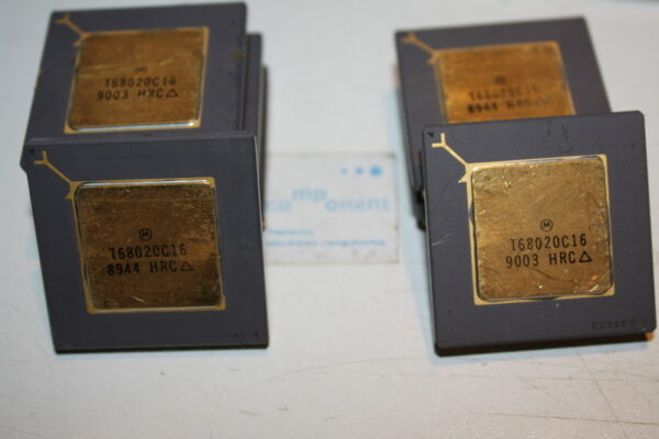 T68020C16 MOTOROLA 68020 Multiprotocol Processor CPU  Micro -1Pcs(SC-15)