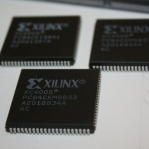 Xilinx FPGA XC4005-6PC84C  PLD Series XC4000 FPGA 5000 Gate PLCC84 -1Pcs(D3)