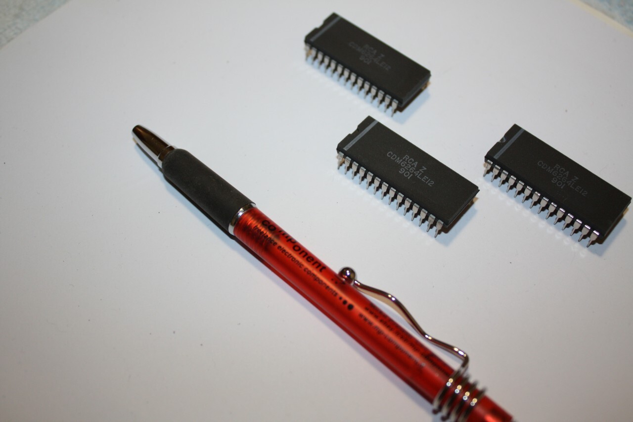 CDM6264LE12 RCA memoria SRAM - foto 5